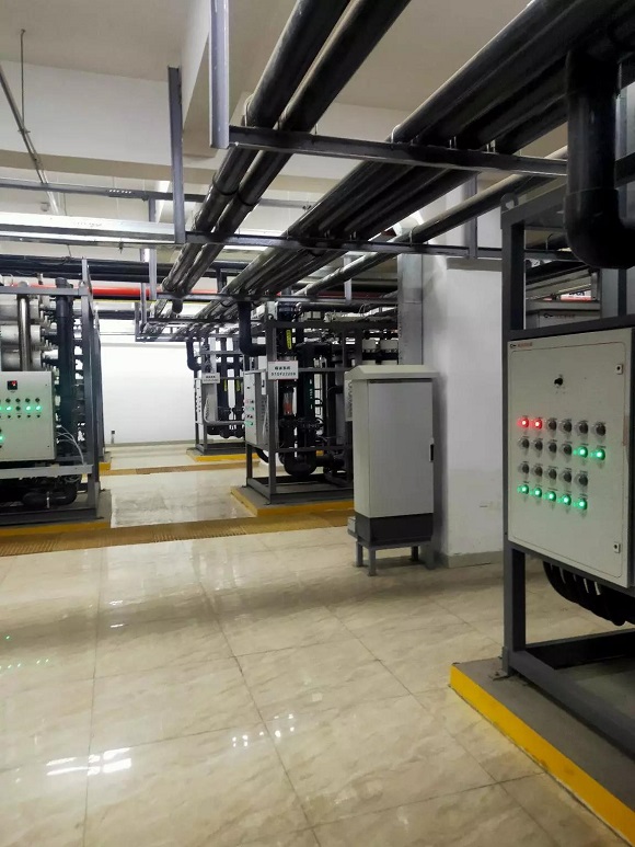 ?醫(yī)藥行業(yè)使用純水設(shè)備有哪些要求，醫(yī)藥行業(yè)對(duì)純水設(shè)備的標(biāo)準(zhǔn)是什么